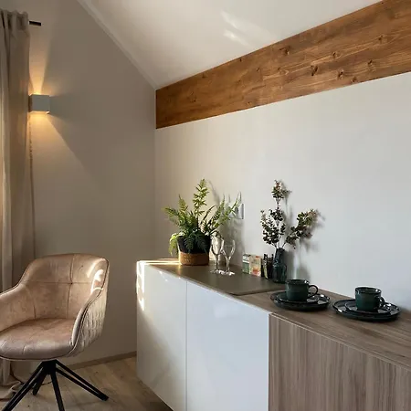 105 Apartment *